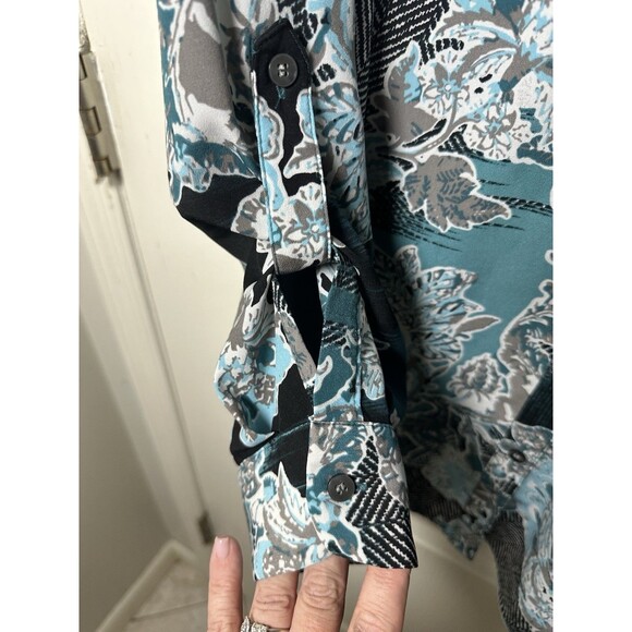 Charter Club Blouse Plus Size 2X Blue Floral Button Roll Tab Sleeve Abstract - Picture 7 of 15